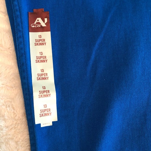 NWT! Arizona Super Skinny Jeans - Picture 10 of 10